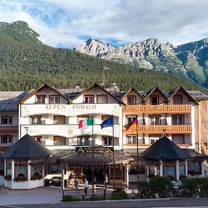 Hotel Alpen